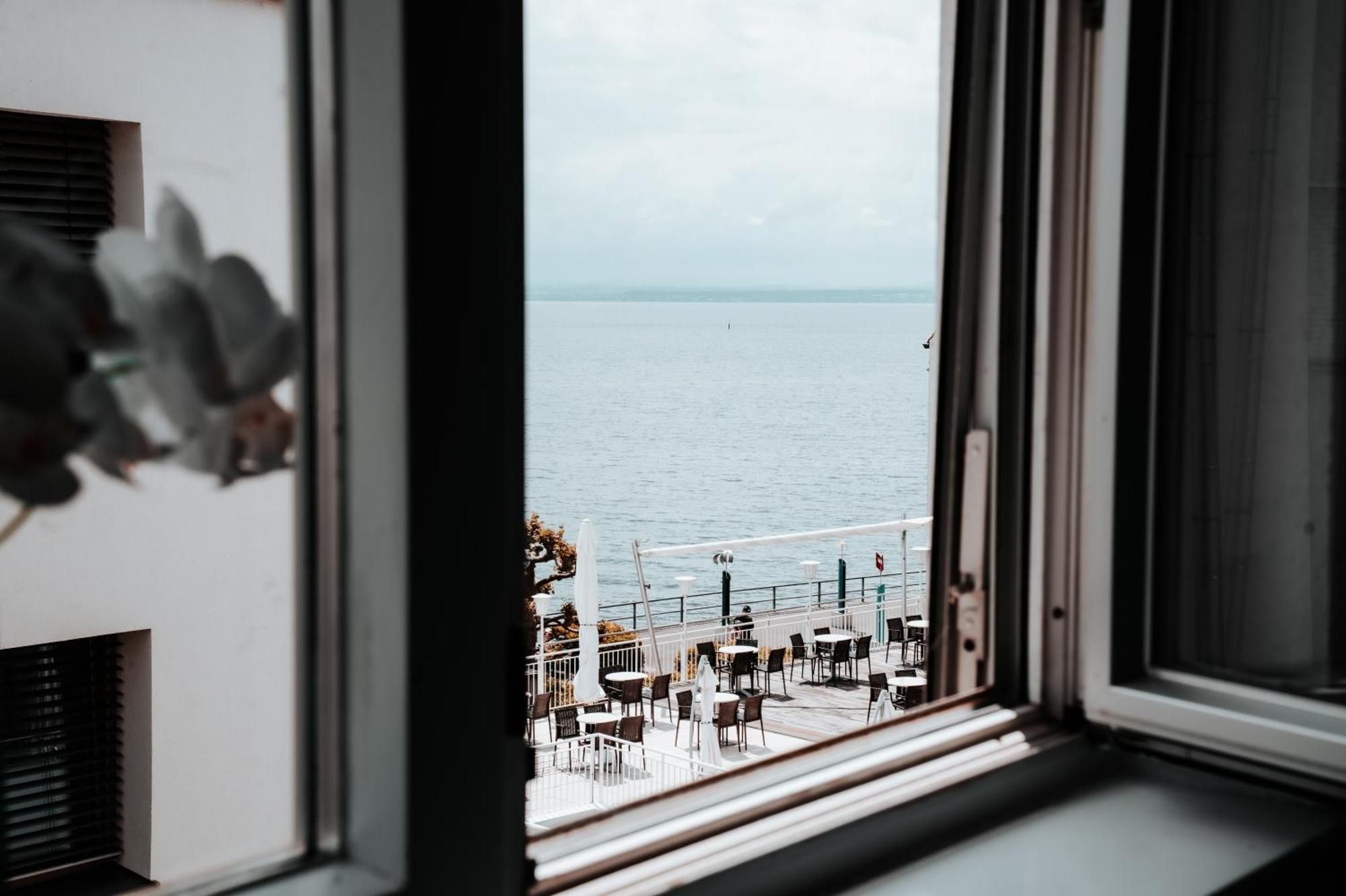 Ferienwohnung Ella - Direkt Am Bodensee Friedrichshafen Buitenkant foto