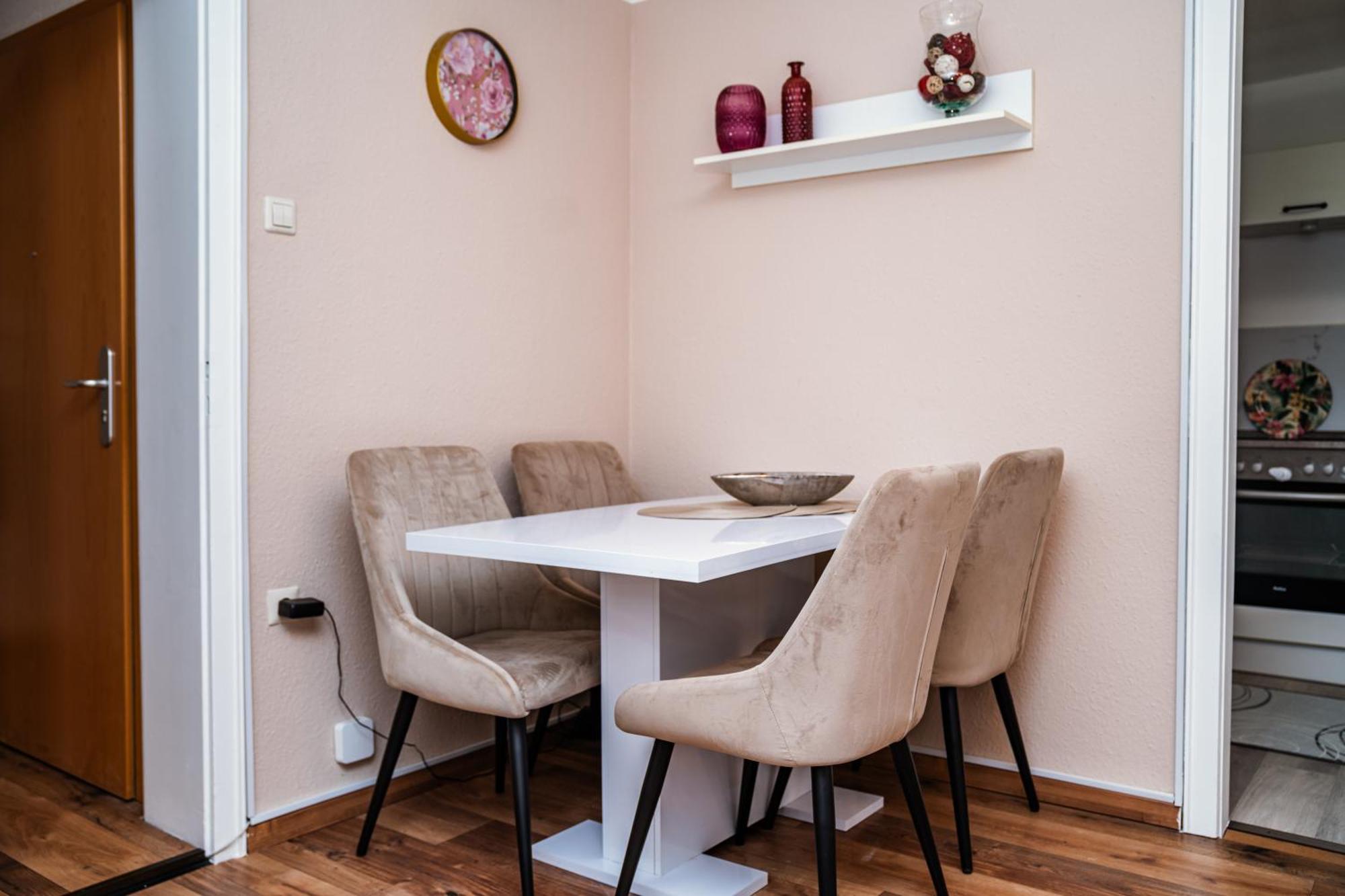 Ferienwohnung Ella - Direkt Am Bodensee Friedrichshafen Buitenkant foto